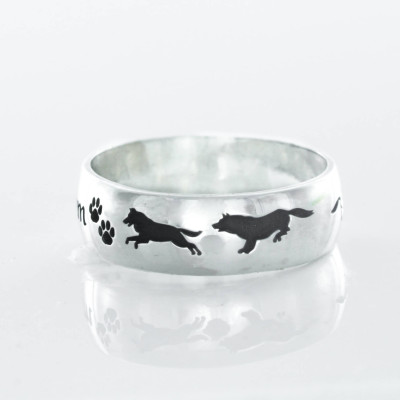 Silver Dog Name Ring - Puppy Paw Prints - Running dogs with custom name - Personalized engraving