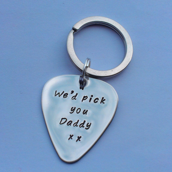 Hand stamped Personalized Guitar pick plectrum keyring keychain - Personalized gift present for him dad daddy - fathers day