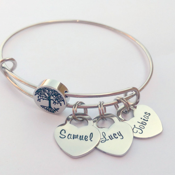 Personalized family tree bracelet - Personalized charm bracelet - personalized heart charm bracelet - Personalized gift for mom