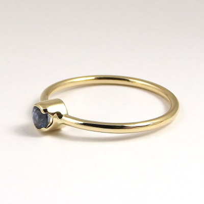 9k Gold Sapphire Ring - 4mm Sapphire Engagement Ring - Faceted Stacking Ring - Solitaire Gemstone Ring - Minimalist Ring