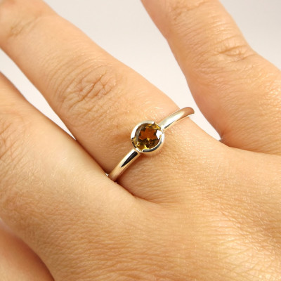 Citrine Sterling Silver Ring - 5mm Citrine - Faceted Stacking Ring - Solitaire Gemstone Ring - Minimalist Ring - Sterling Silver Jewellery