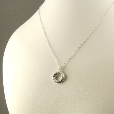 Love Knot Necklace Sterling Silver - Love Knot Jewellery - Mobius Flower Chainmaille - Silver Jewellery 925 - Chainmaille Jewellery