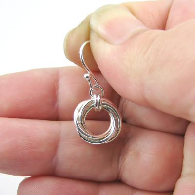 Love Knot Sterling Silver Earring - Mobius Flower Earring - Sterling Silver Chainmaille Earrings - Everyday Jewellery