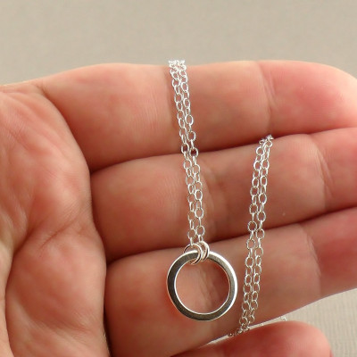 Small Hoop Sterling Silver Necklace 925 - Eternity Necklace - Minimalist Pendant Necklace - Simple Hoop Necklace - Silver Jewellery