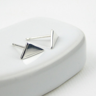 Tiny Triangle Earrings - Triangle Stud Earrings - Geometric Stud Earrings - Simple Sterling Silver Jewellery 925 - Minimalist Earring