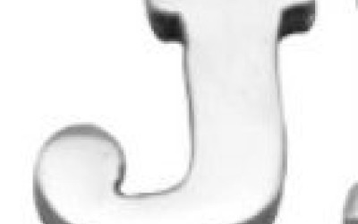 Your Dream Locket: Crafting Personal Stories at NameChainNecklace.com