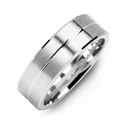 Brushed Men's Ring with Beveled Edges and Lined Centre