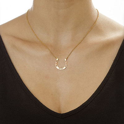 18ct Gold Engraved Horseshoe Necklace