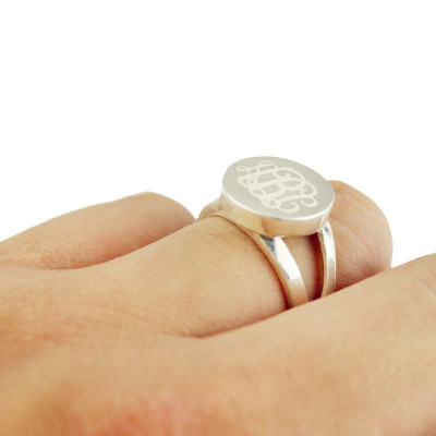 Sterling Silver Circle Monogram Signet Ring