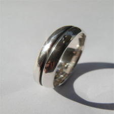 Mens Oxidized Silver Band Ring: Craftsmanship & Ethical Sourcing | NameChainNecklace.com