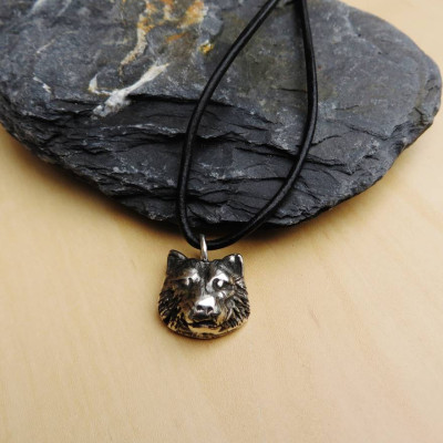 Silver Wolf Head Necklace
