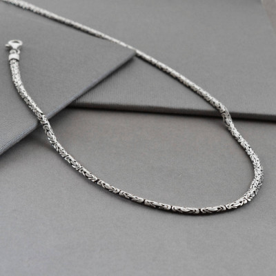 Sterling Silver Oval Borobudur Necklace