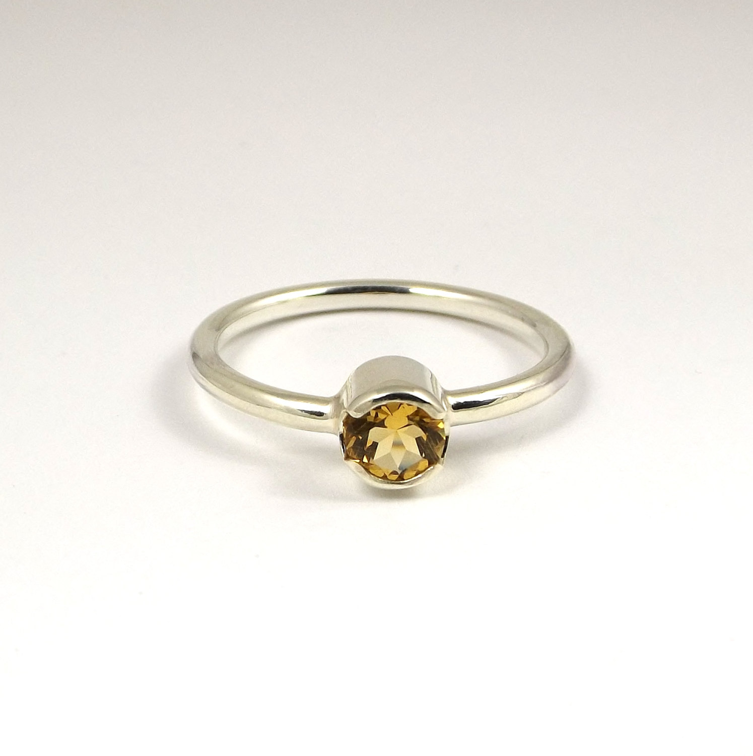 Citrine Sterling Silver Ring - 5mm Citrine - Faceted Stacking Ring - Solitaire Gemstone Ring - Minimalist Ring - Sterling Silver Jewellery